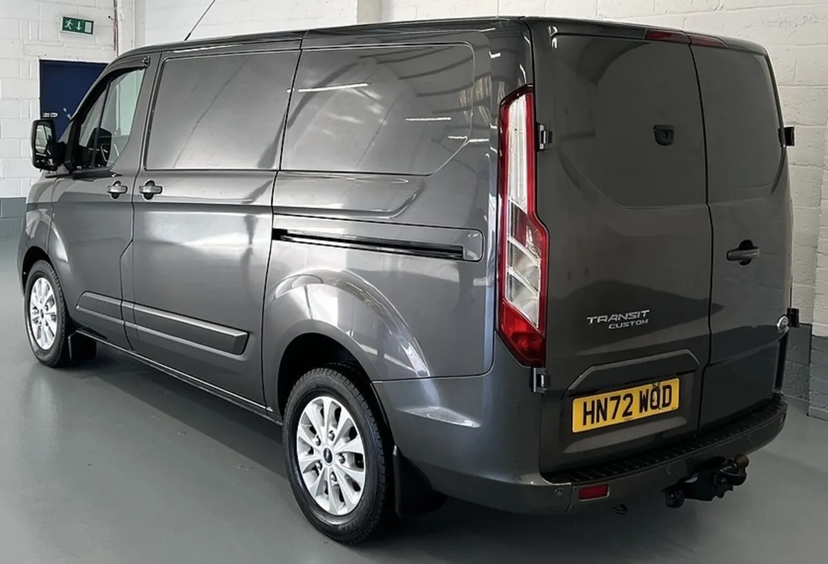 2022 Ford Transit Custom Panel Van - Image 4