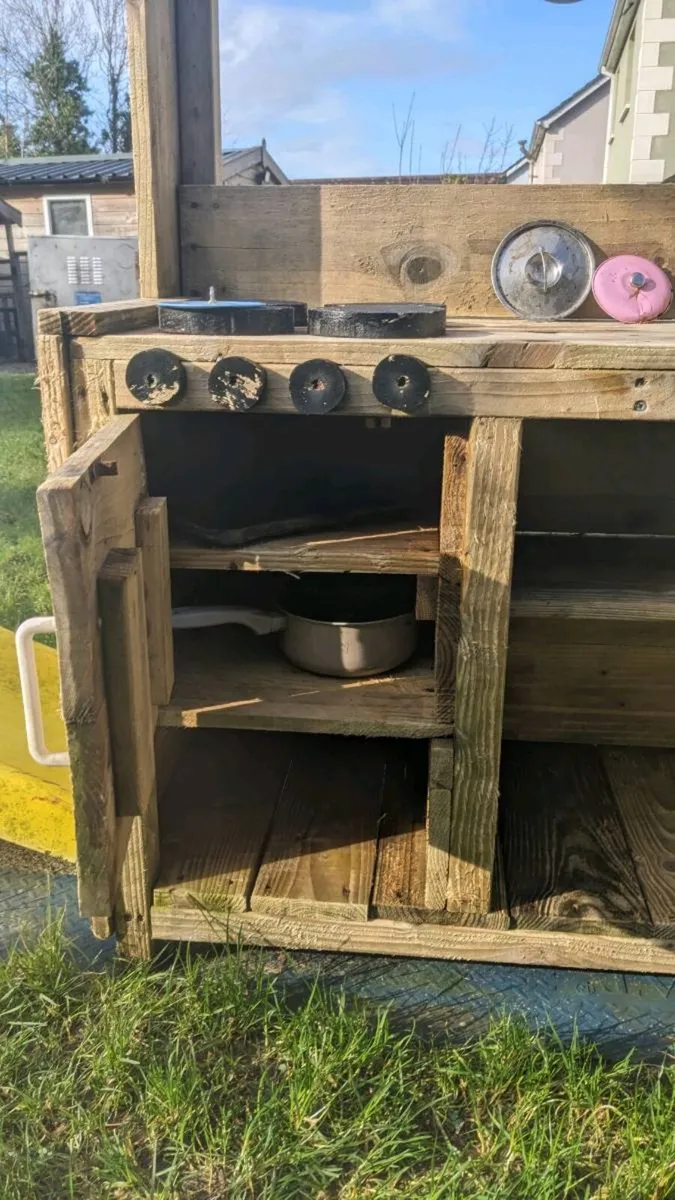 Mud kitchen - Image 2