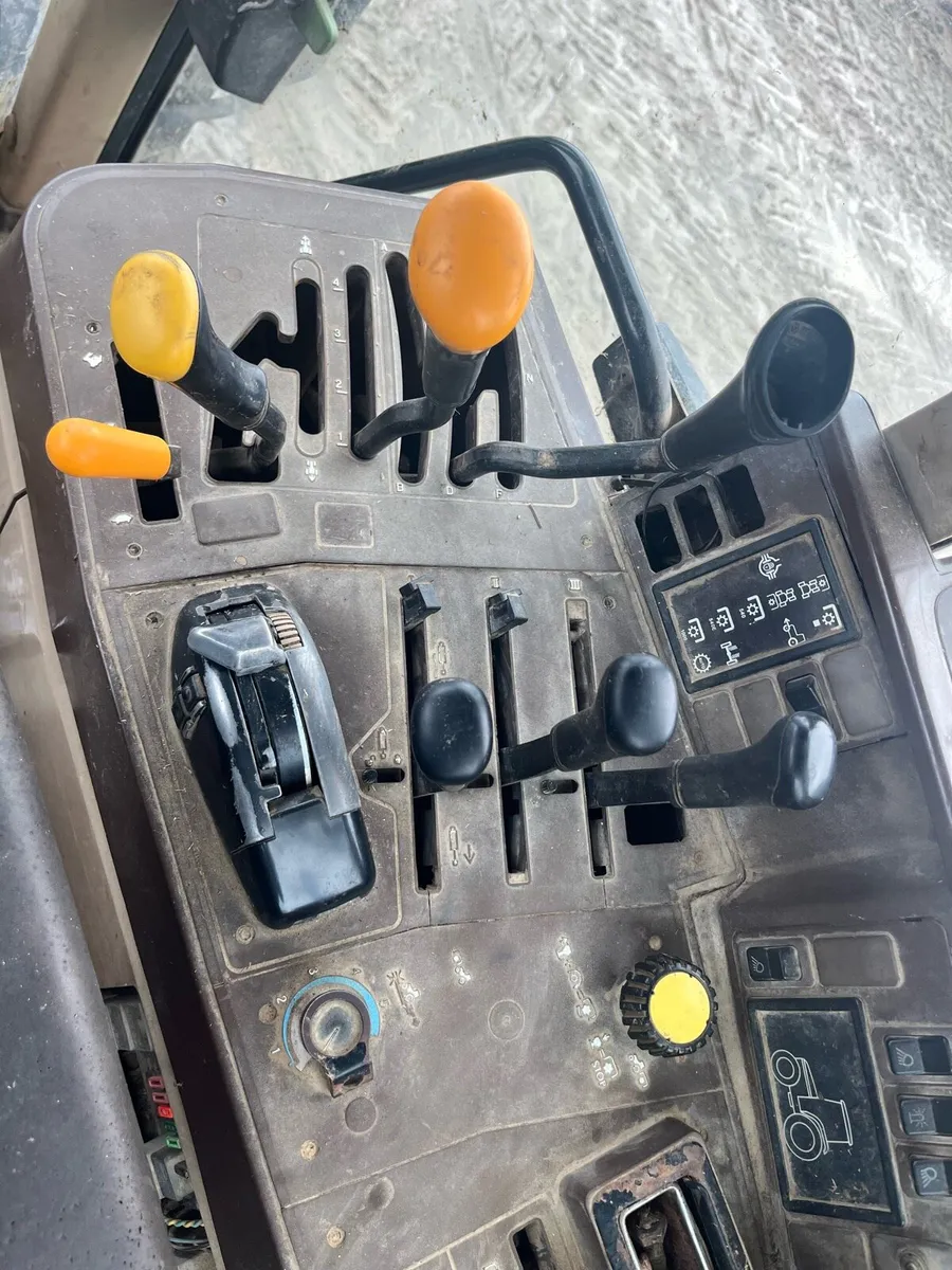 John Deere 6910 - Image 3