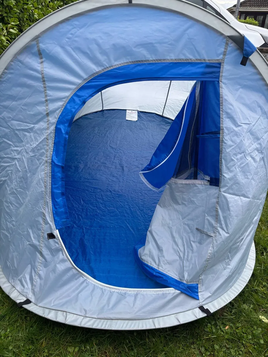 Pop up tent - Image 2