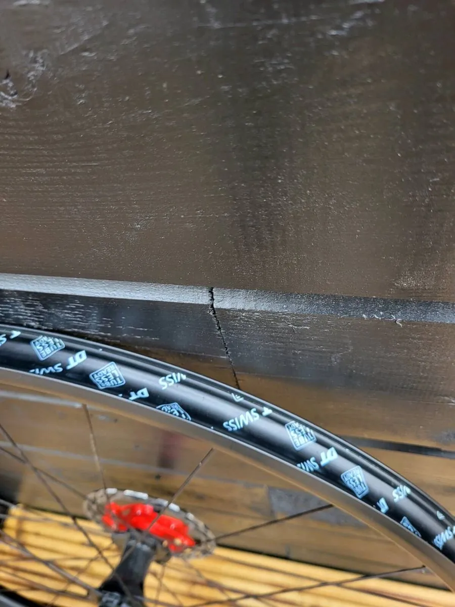 DT Swiss Wheelset - Image 4