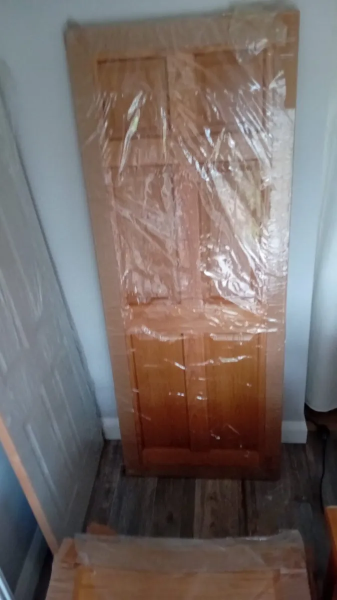 Doors & flooring - Image 2