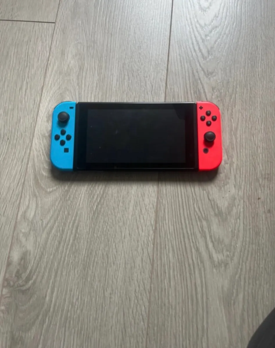 Nintendo switch and accessories - Image 2