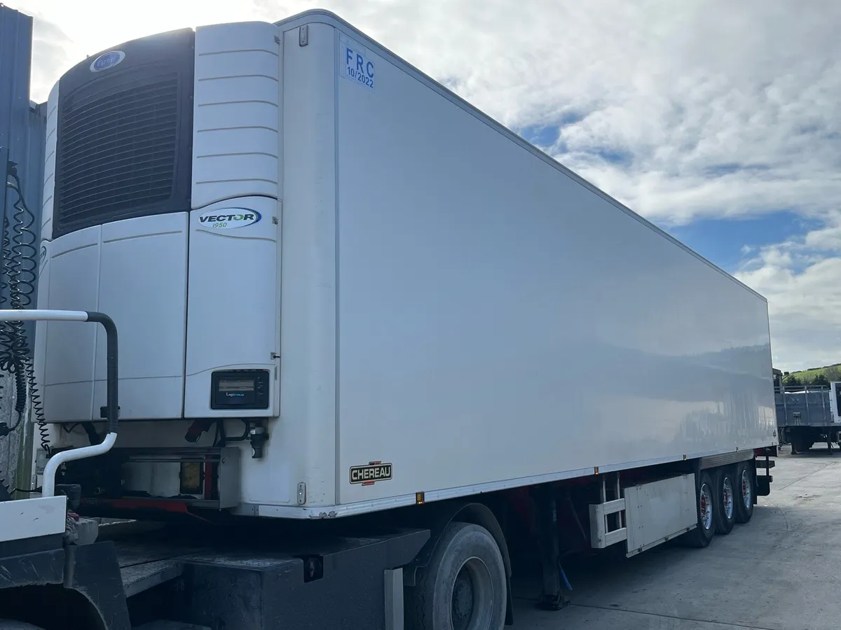 2016 chereau fridge - Image 1