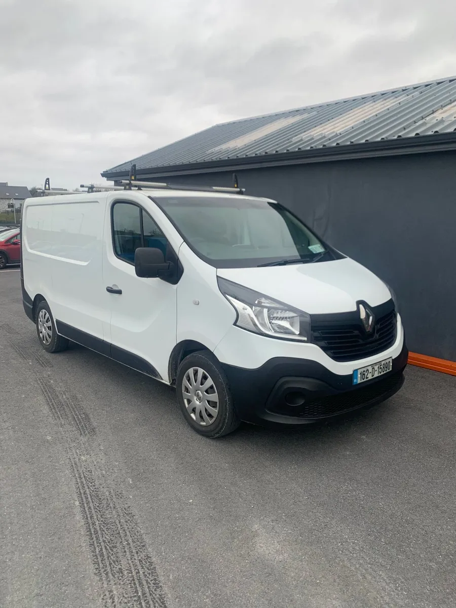 Renault Trafic 2016 - Image 1