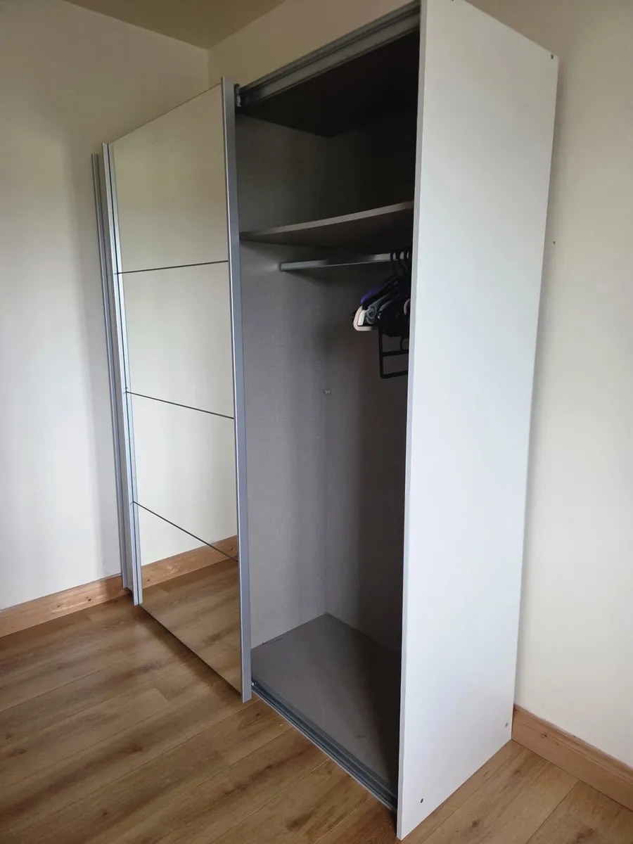 Wardrobe - Image 2