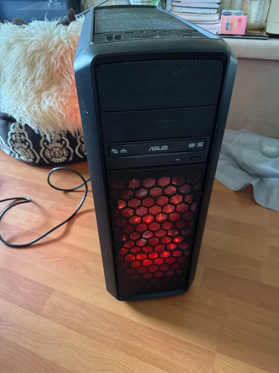 Custom gaming pc - Image 1