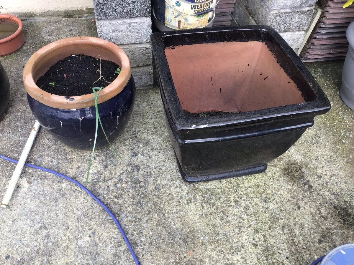 3 Large garden stone glazed black,pots - Image 3