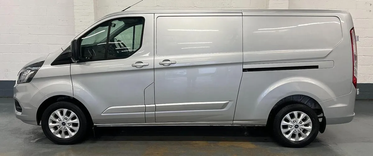 2022 Ford Transit Custom Panel Van - Image 2