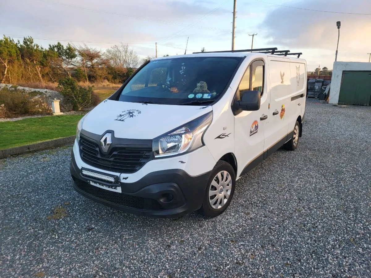 Renault traffic private camper - Image 1