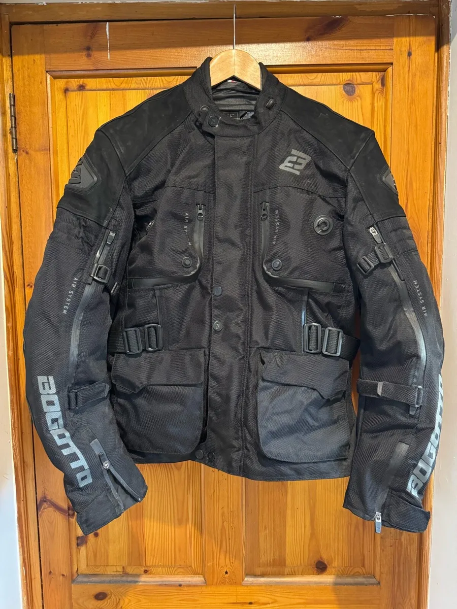 Motorbike Helmet, Gloves, Jacket and Boots - Image 4