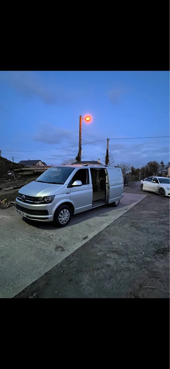 VW TRANSPORTER TRENDLINE - Image 2