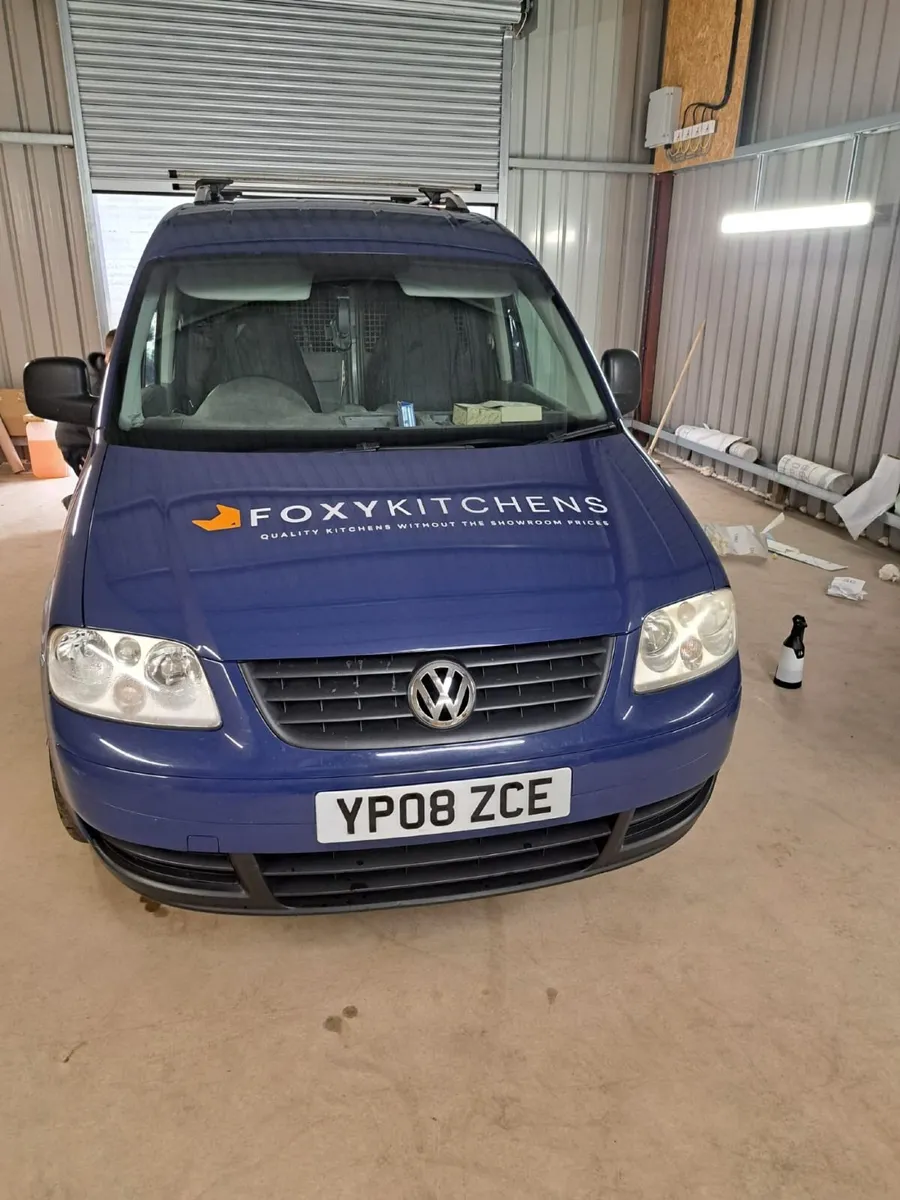 Volkswagen Caddy 2008 - Image 2
