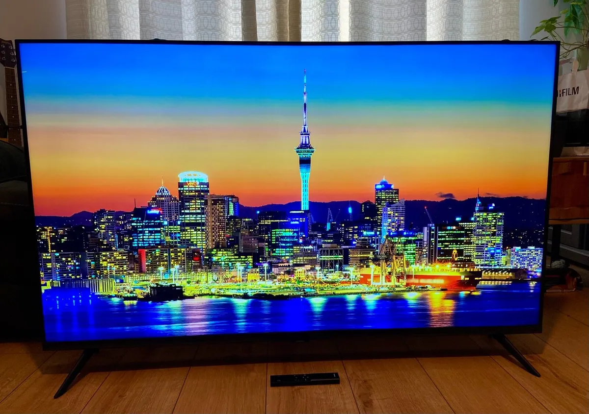 Samsung 55” Crystal UHD 4K Smart TV - Image 4
