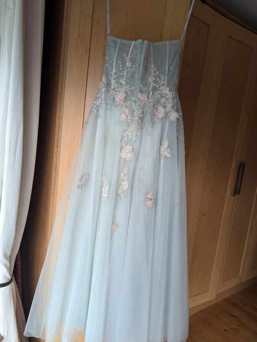 Debs Dress - Image 4