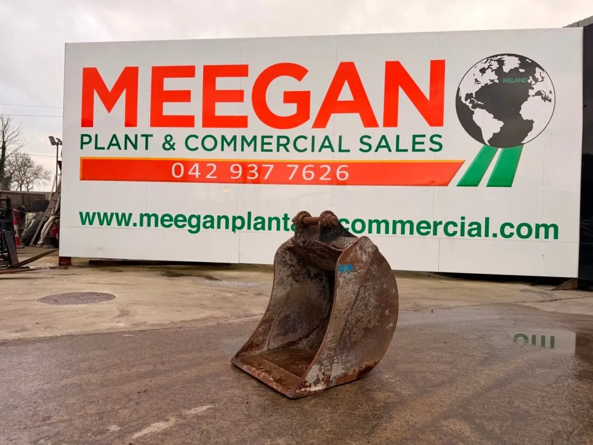 24 INCH ...3CX... GUMMY BUCKET ....45MM.....666 - Image 1