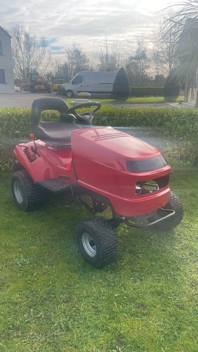 Honda Garden Tractor - Image 1