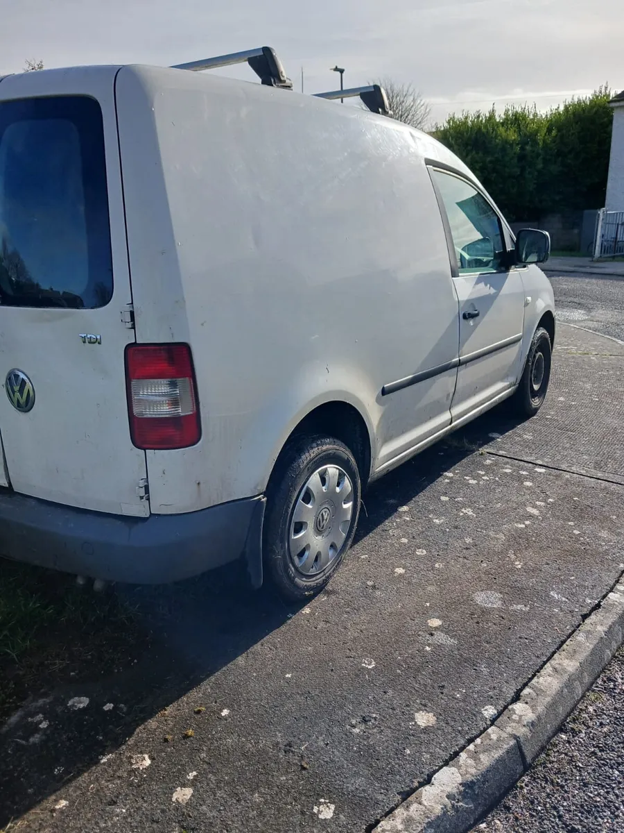 Vw Caddy - Image 3