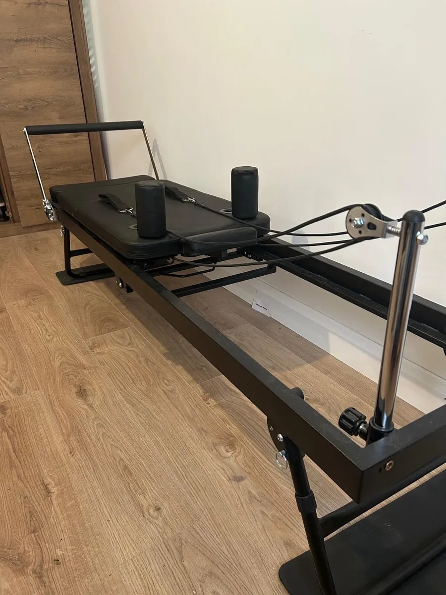 Reformer Pilates Machine - Image 1