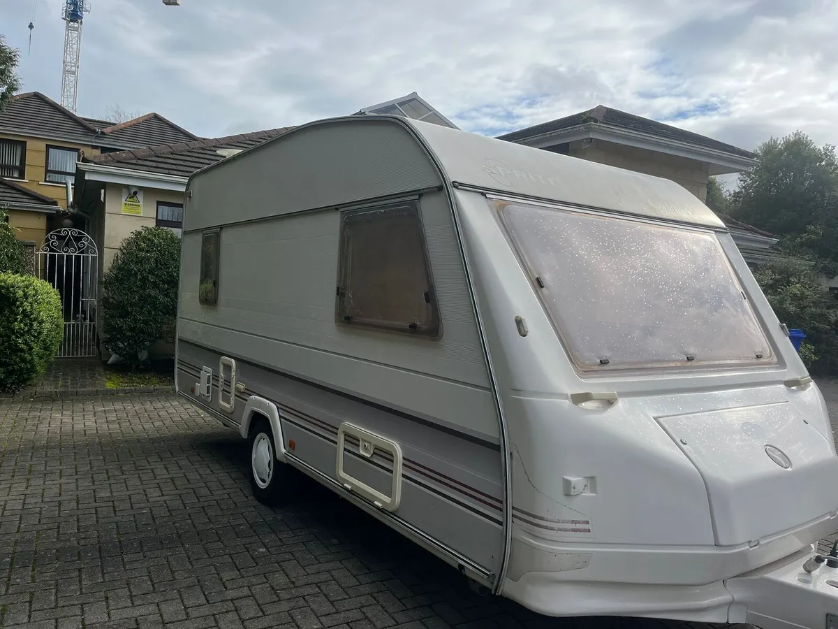 4/5 birth Swift sprit touring caravan for sale - Image 2