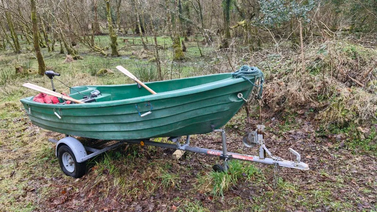 13foot fibreglass boat - Image 4