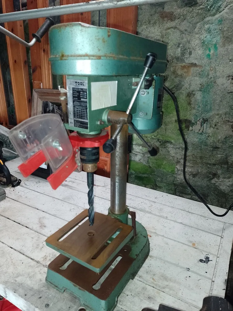 GOOD OLD NUTOOL BENCH PILLAR DRILL. VERY LIGHT USE - Image 3