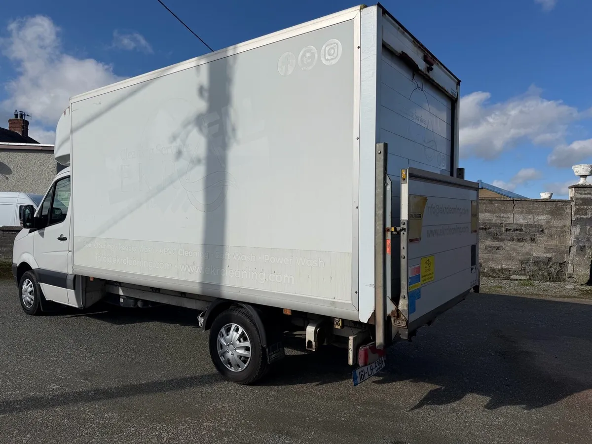161 VW CRAFTER BOX VAN DOE 02/27 TAX 04/26 - Image 4