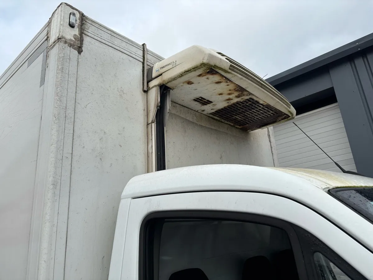 14ft Insulated truck body - Image 4