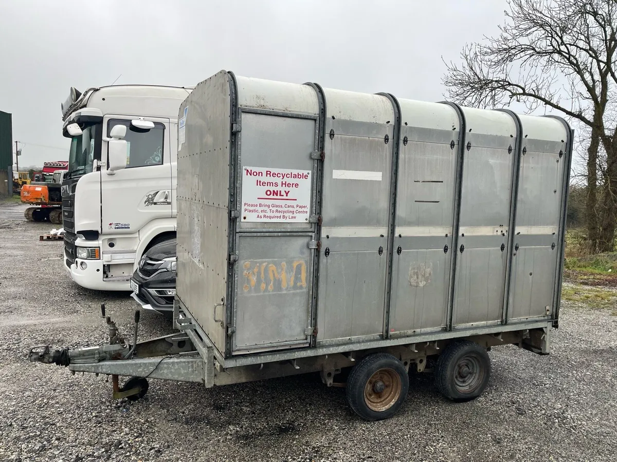 Ivor Williams 10 x 6 - Image 2