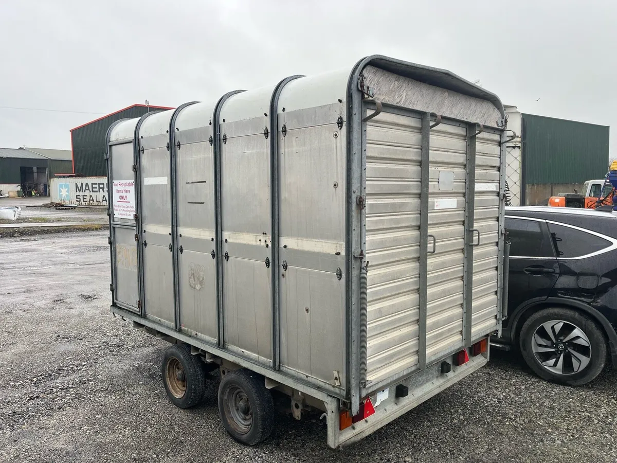 Ivor Williams 10 x 6 - Image 3