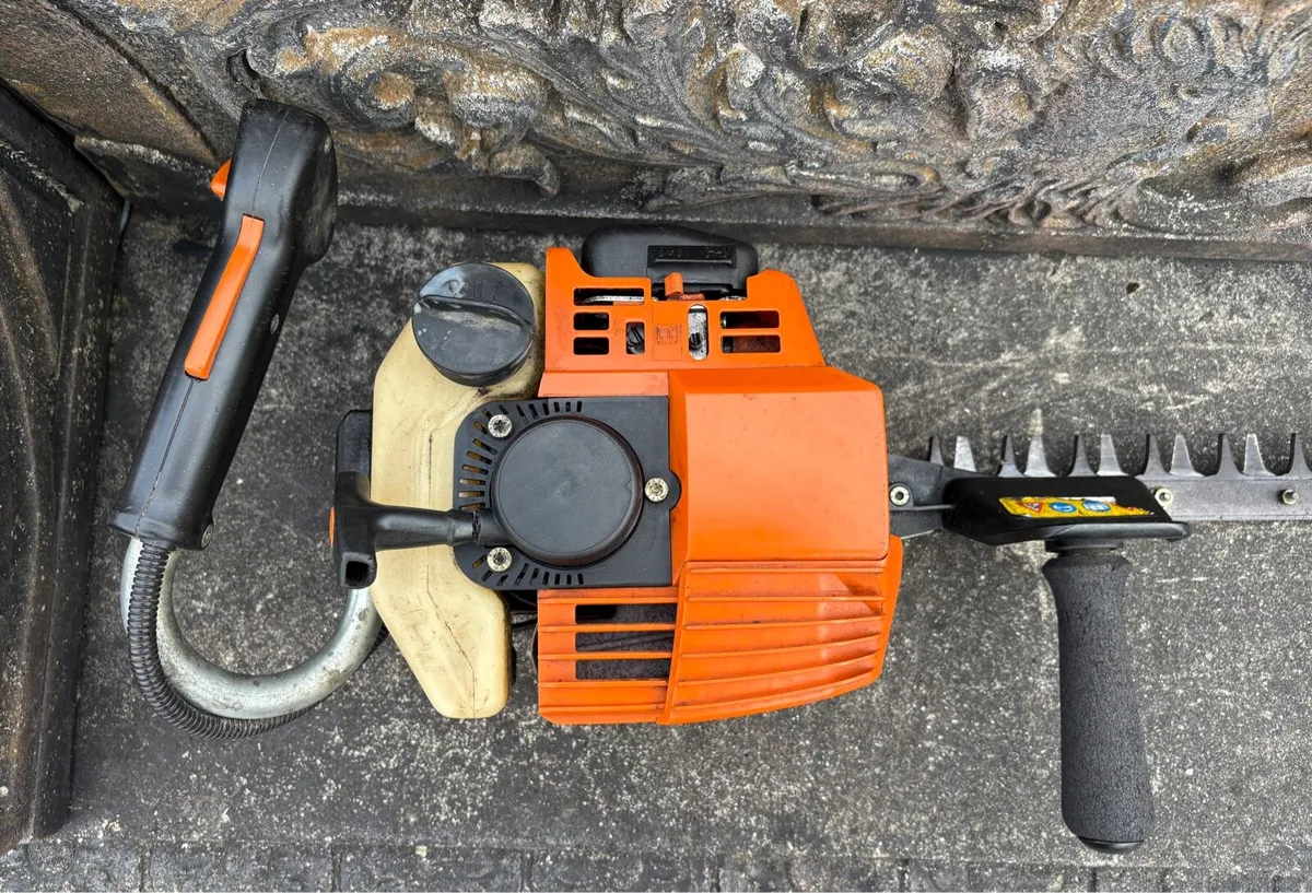Stihl hedge cutter - Image 1