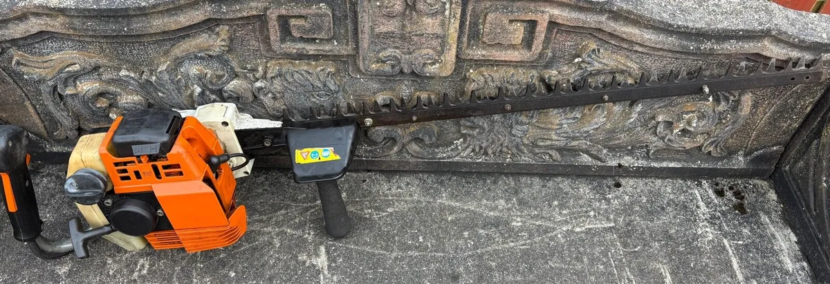 Stihl hedge cutter - Image 3