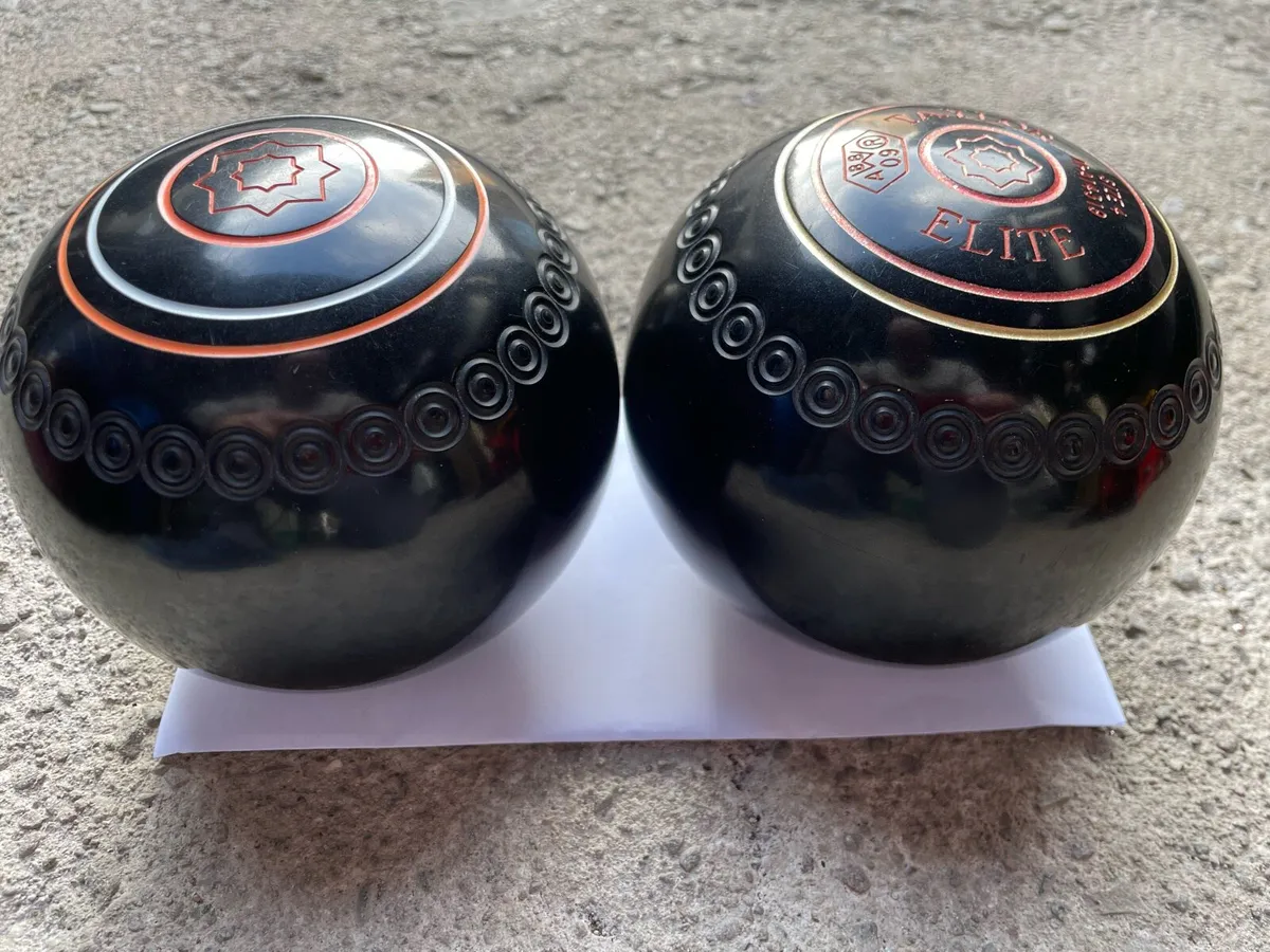 Taylor Elite Bowls Size 4 - Image 3