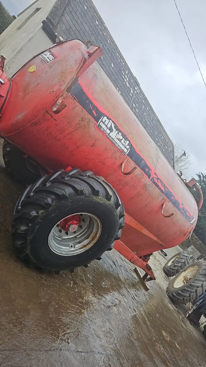 Slurry tank - Image 2