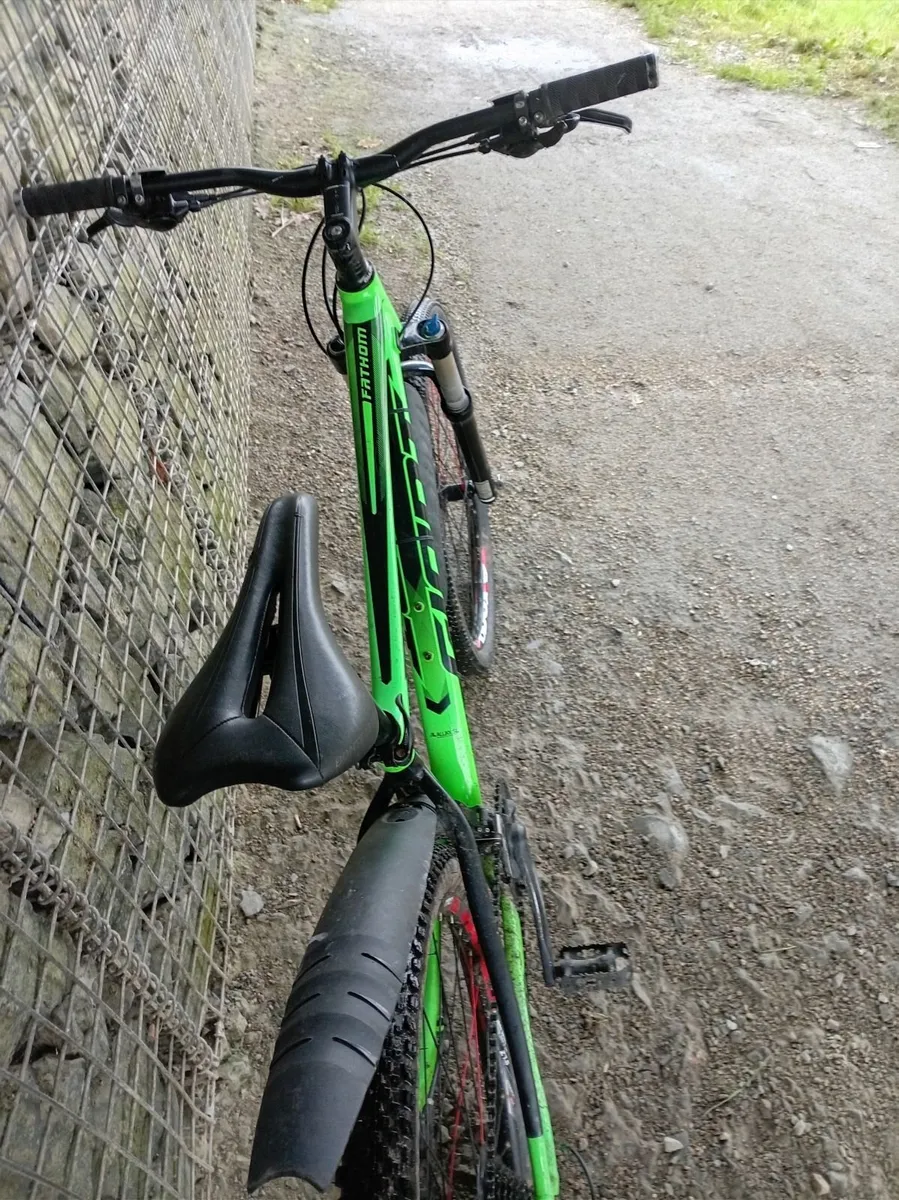 Giant fathom 2 - Image 3