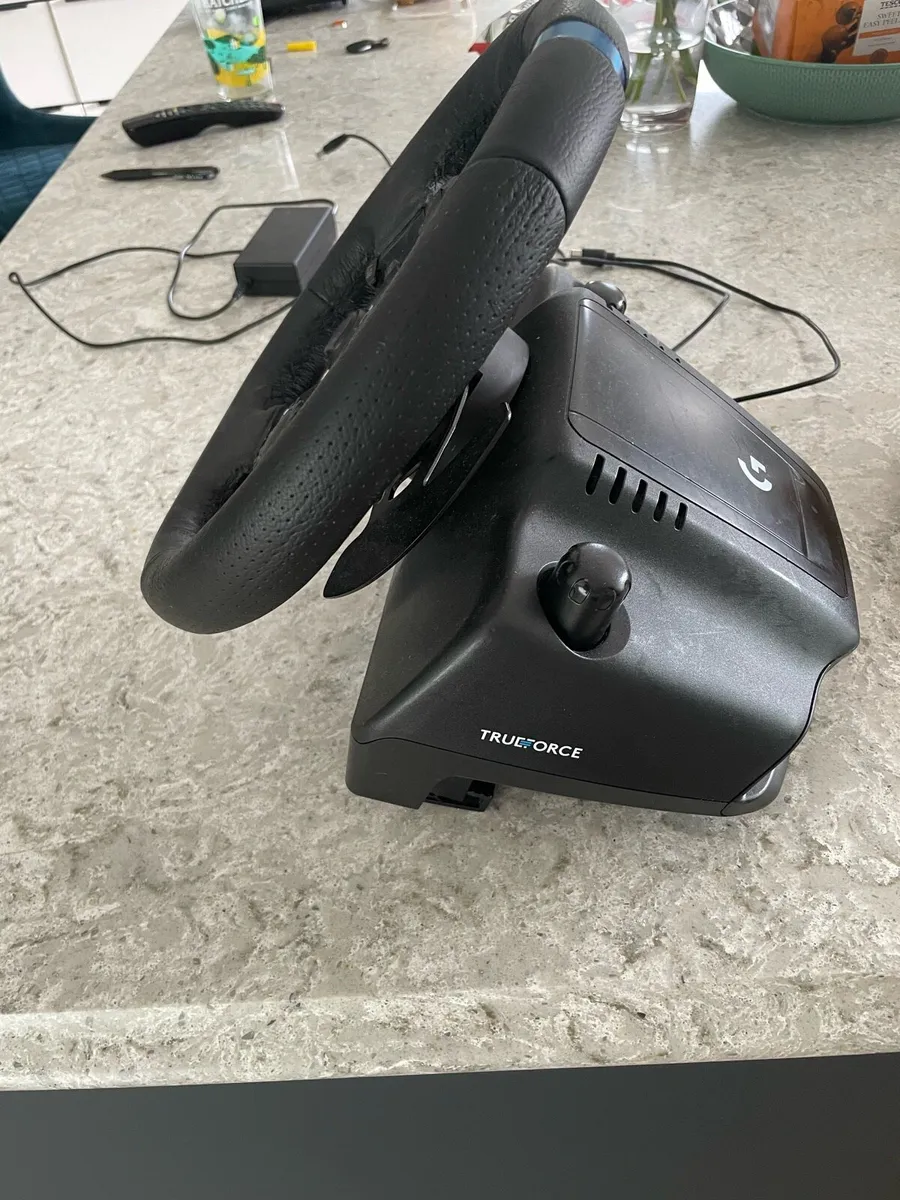 Logitech G923 Racing Wheel - Image 2