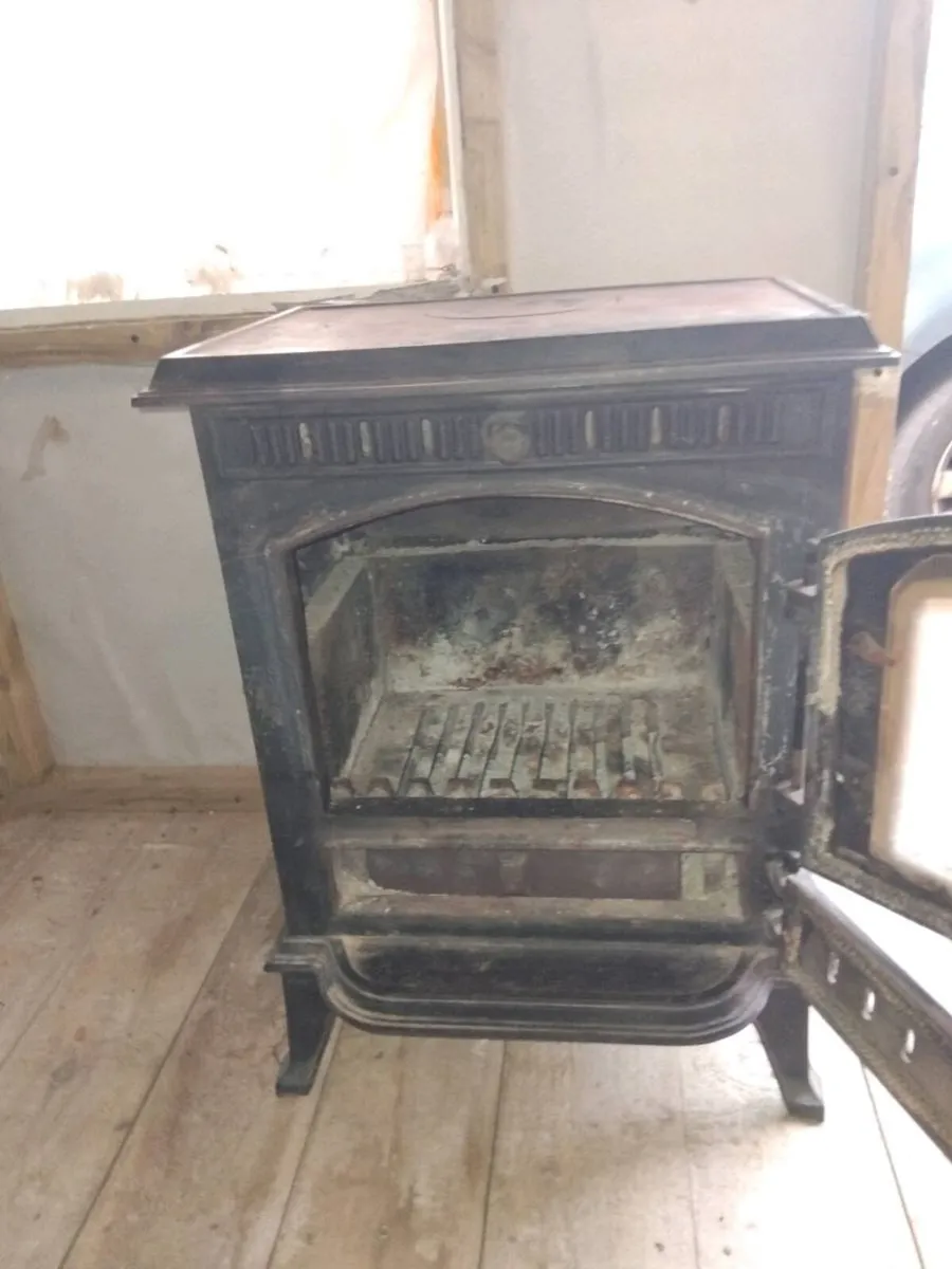 Stove - Image 2