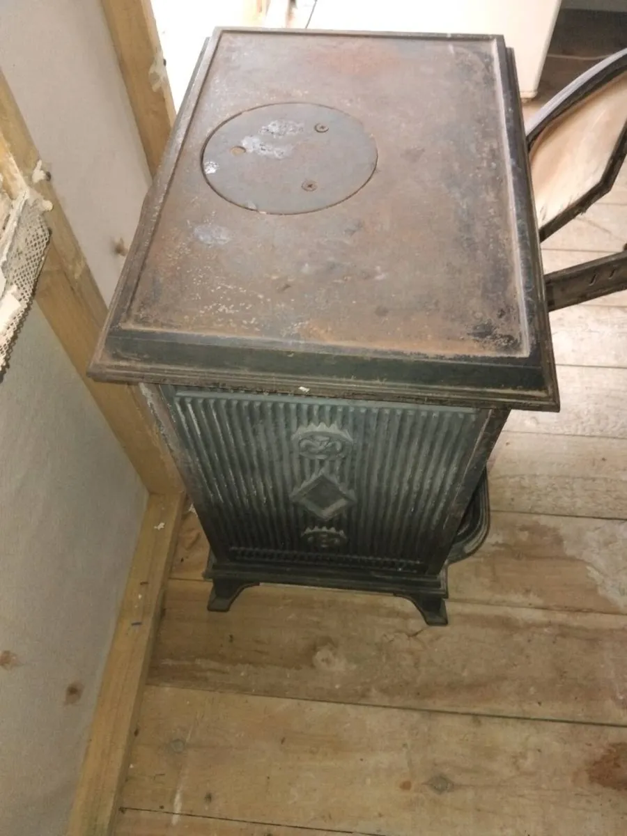 Stove - Image 3