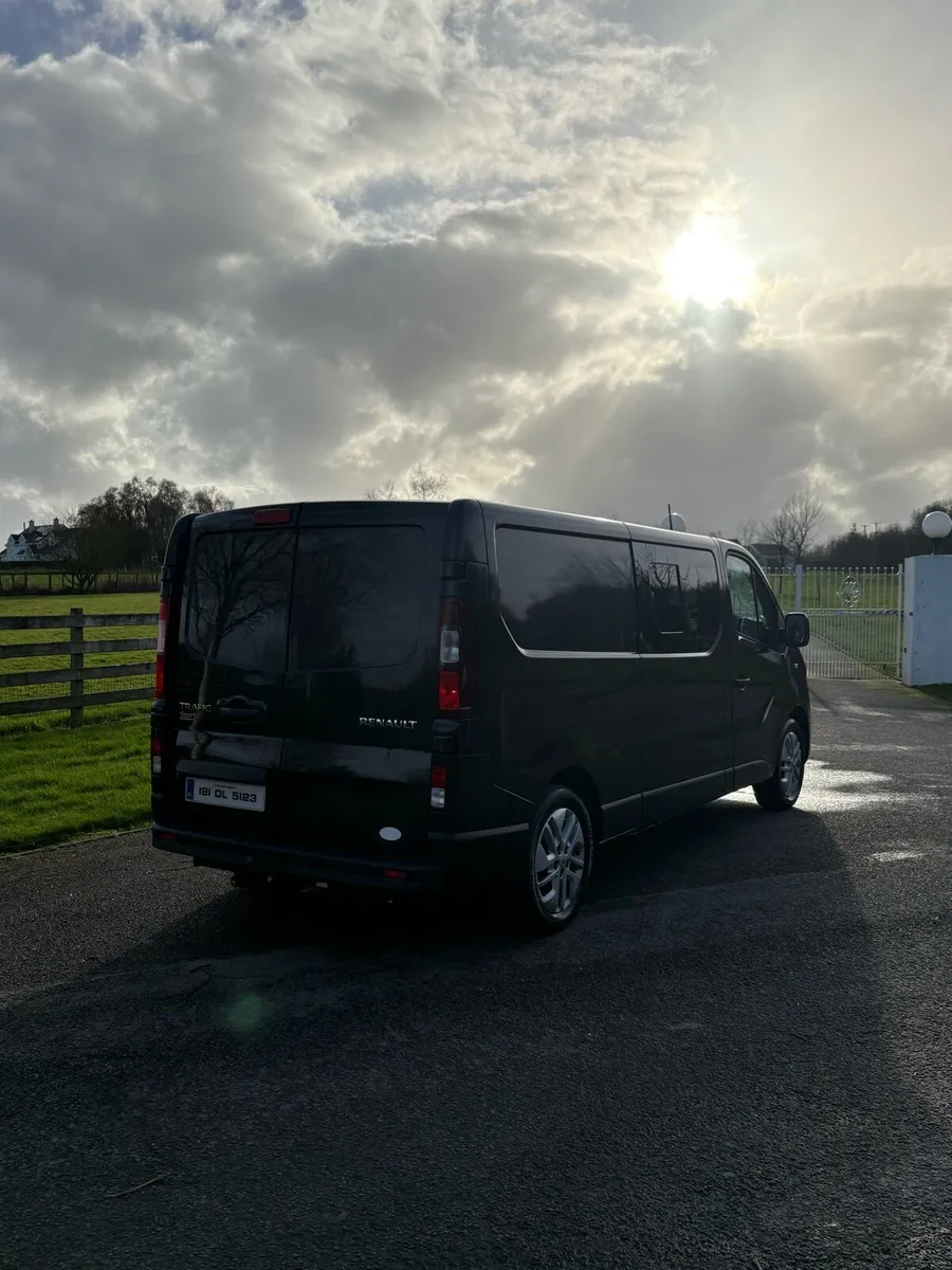 2018 Renault Trafic Sport - Image 3