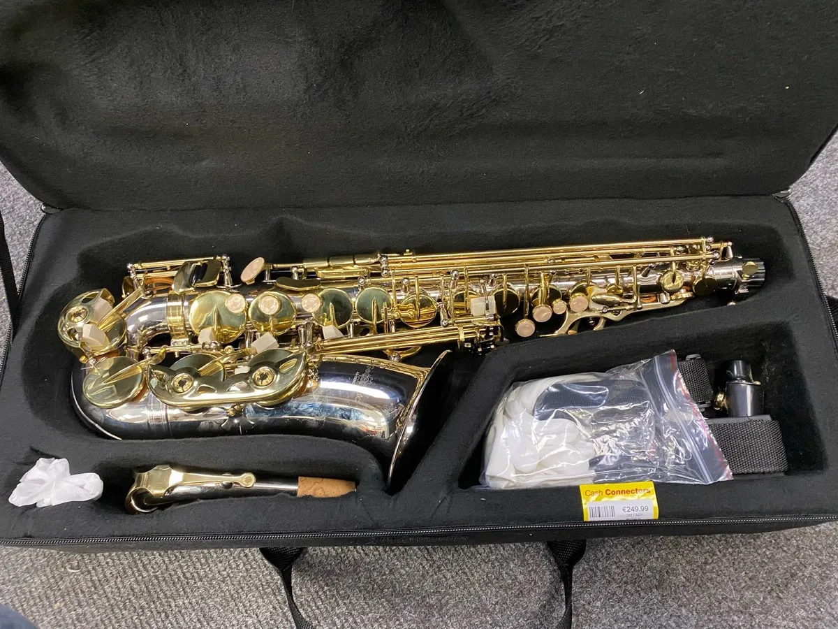 Gear4Music SAS-100NG Alto Sax - Image 3