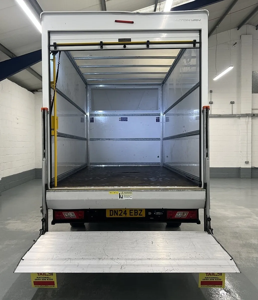 2024 Ford Transit Luton Box Van - Image 3
