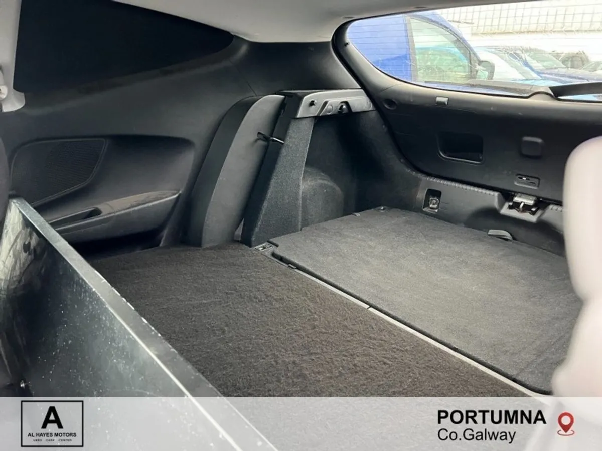 Hyundai i30 VAN PRO 1.4 DSL *NO VAT* - Image 3