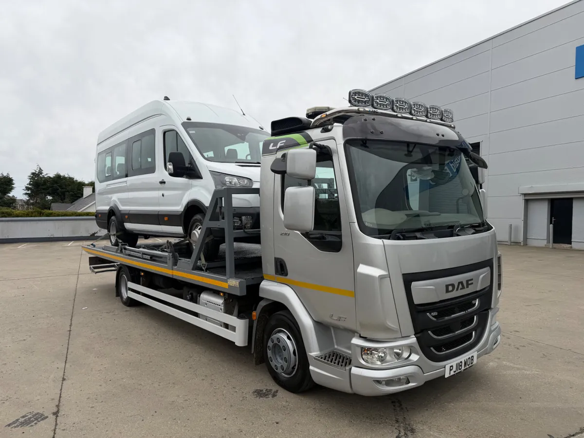 2018 DAF LF210 AUTOMATIC- 12 TON - 3 CAR - Image 1