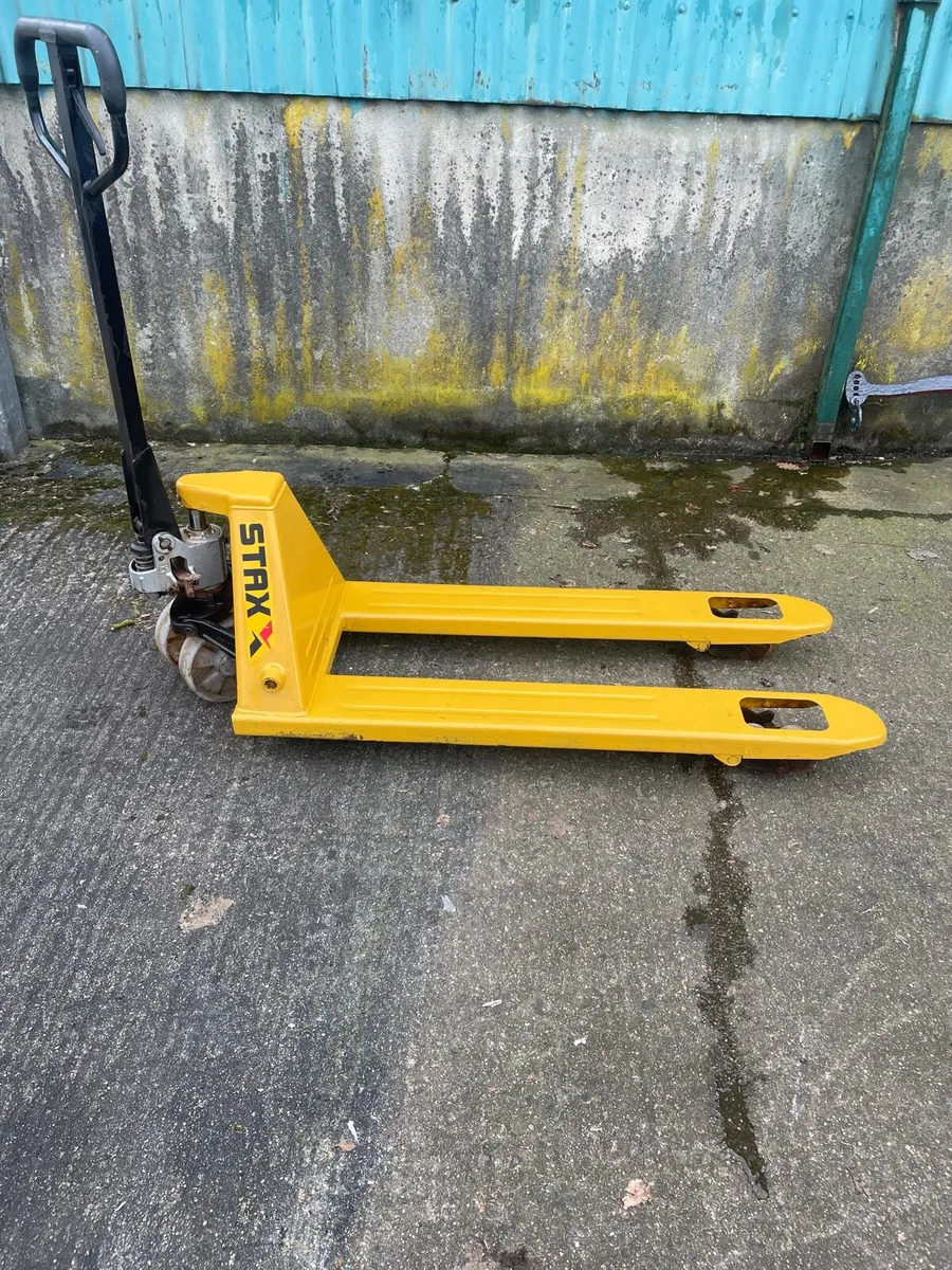 Pallet truck - Image 3