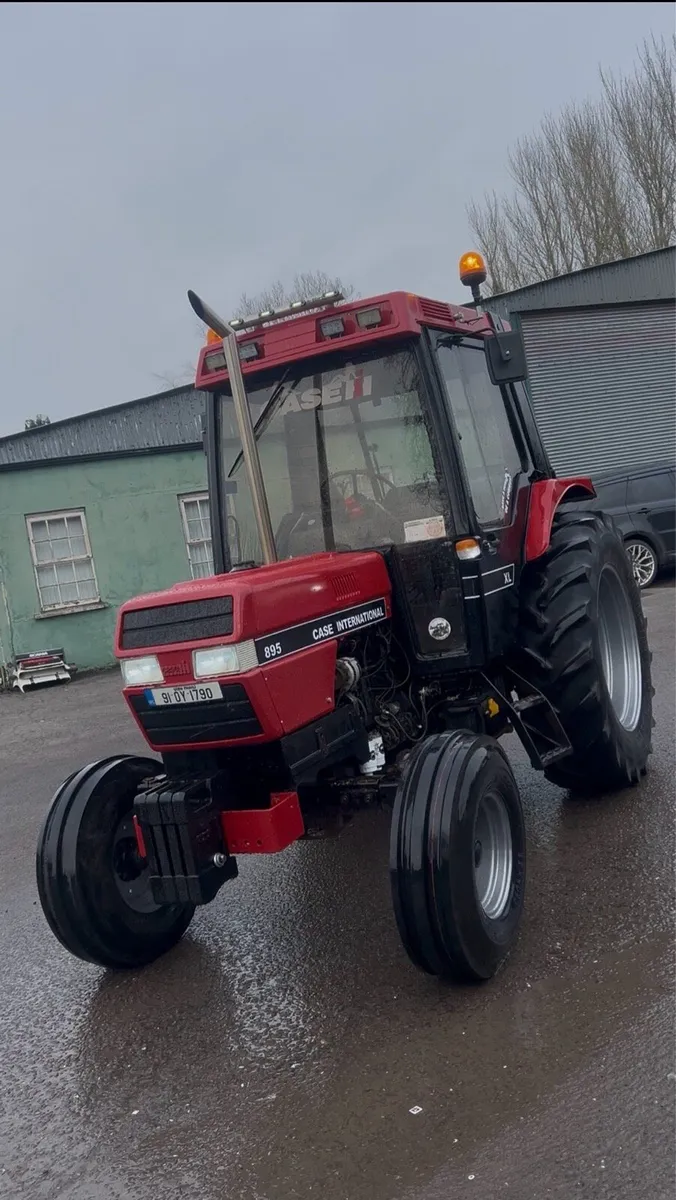 Case International 895XL - Image 1