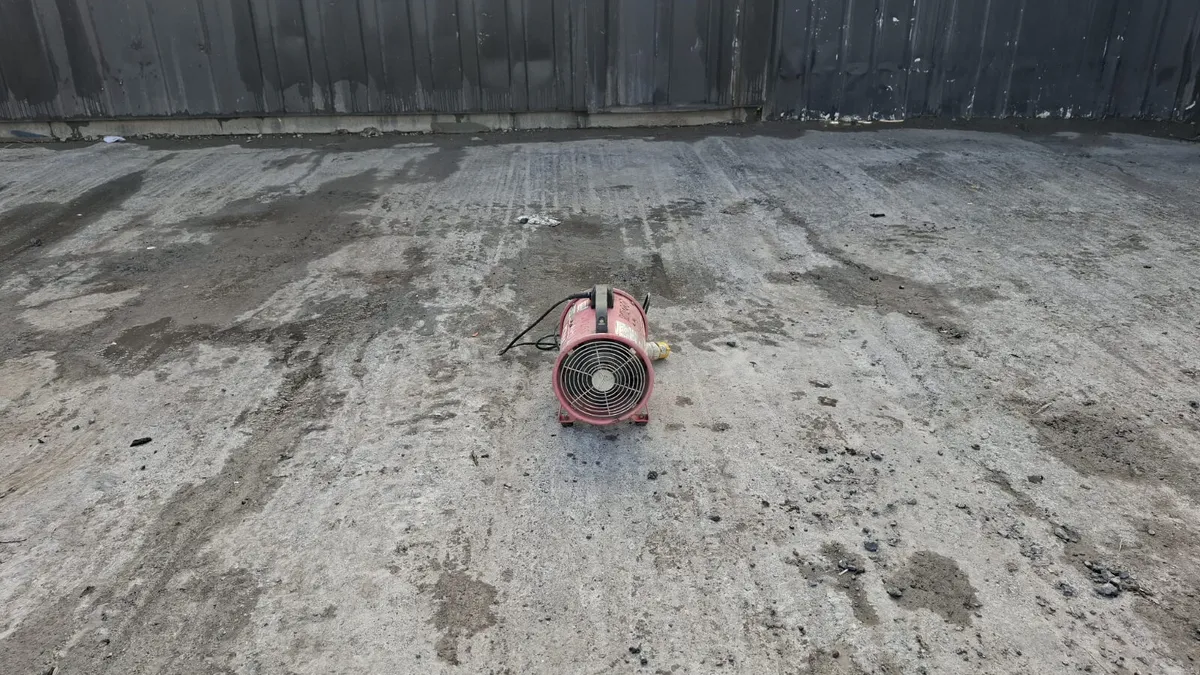 Elite 200 Fume Extractor - Image 2