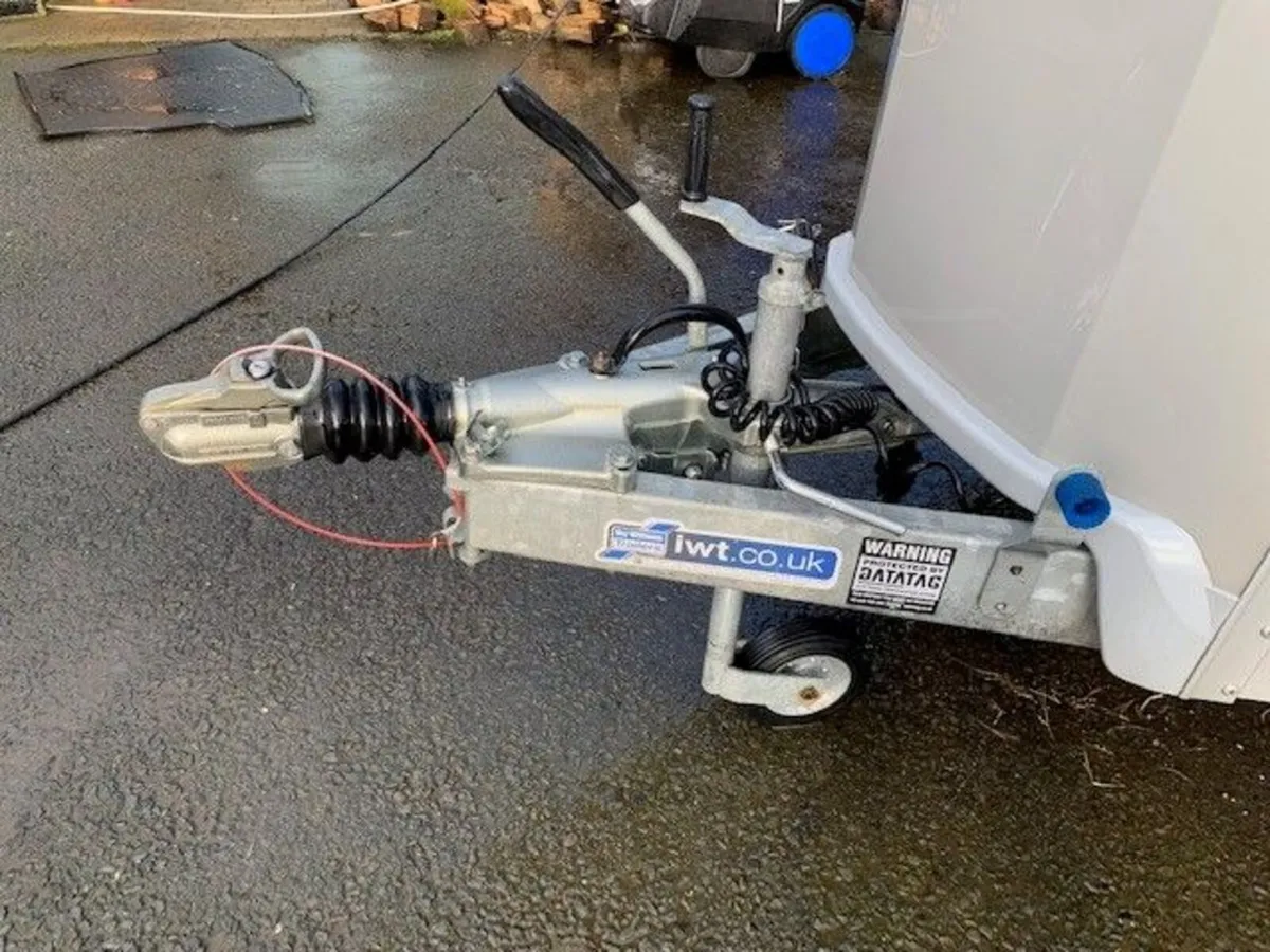 Ifor Williams HBX 506 (2023) - Image 2