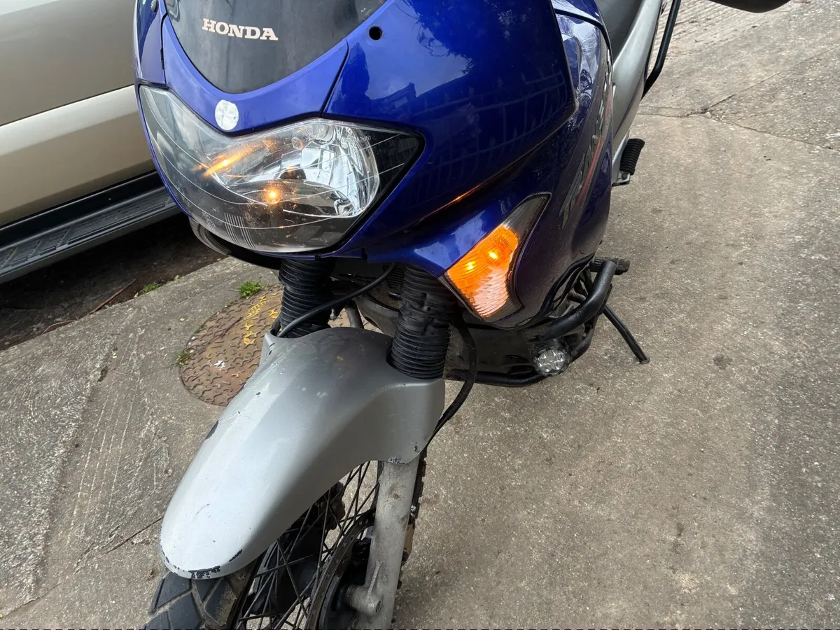 Honda Transalp 650 - 2007 - Low miles - extras - Image 2