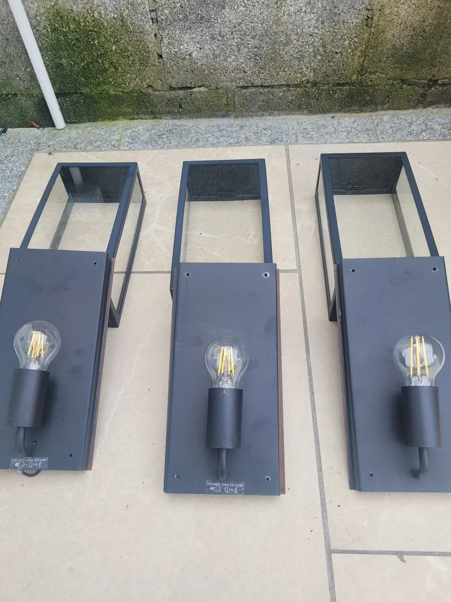 Outdoor lights - Image 3
