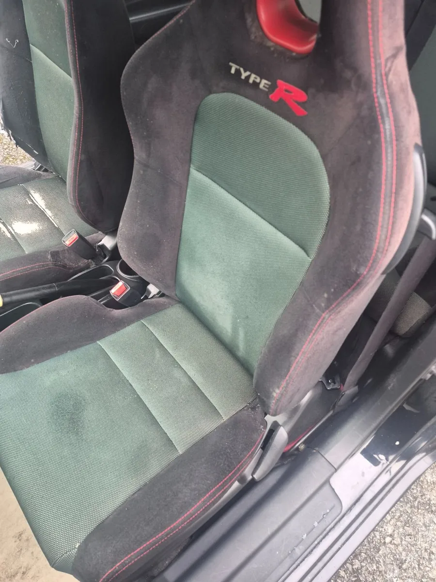 Honda civic type r 2003  on uk reg 4,500 - Image 4